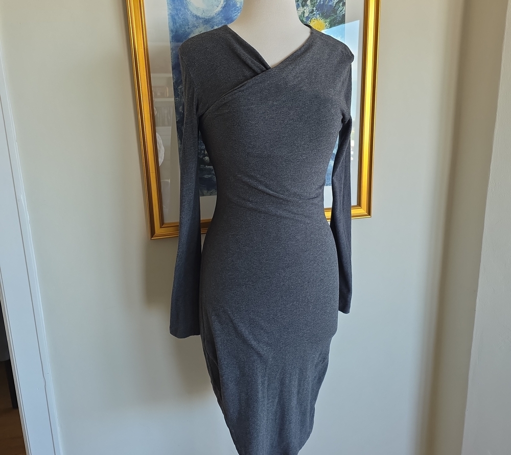 💙James Perse Charcoal Long Sleeve Wrap-Style Midi Dress